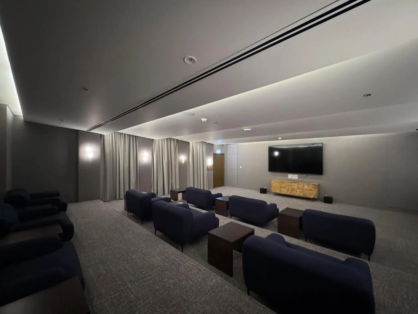 Luxe | Luxury 4Br | Burj Khalifa & Fountain Views Apartment Dubai